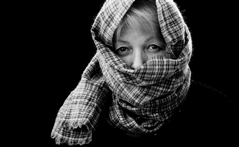 Veiled Community